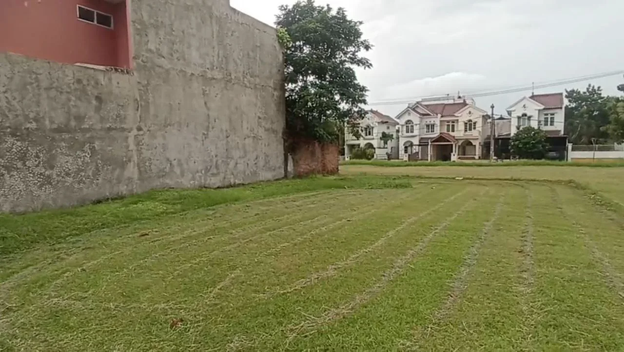 Foto properti tanah 300 m² di Telaga Kahuripan, Parung, Bogor